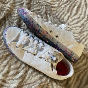 White confetti Converse